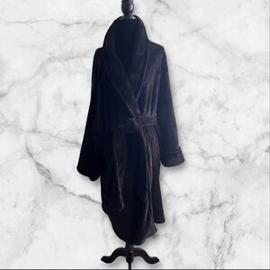 Black Ultra Soft Short Robe